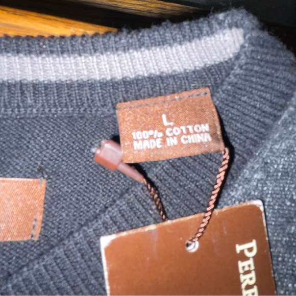 Perry Ellis NWT Sweater Crewneck Long Sleeves Block Style Black Gray Large - Picture 6 of 9